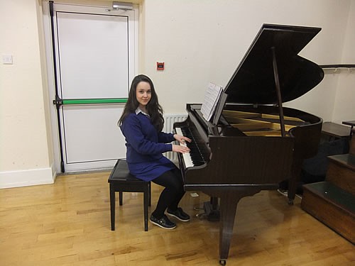 Aisling Curran at piano